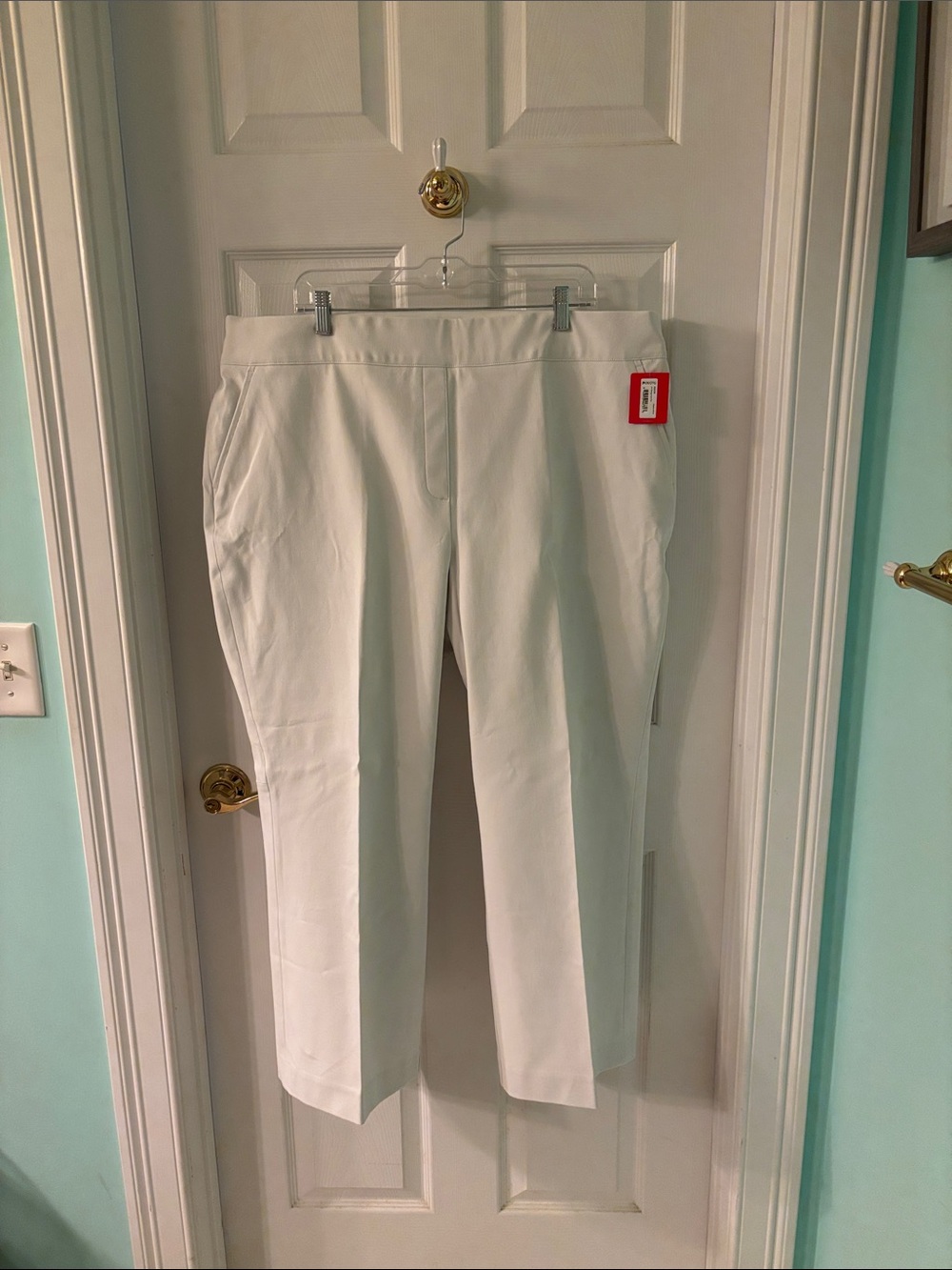 SPANX Cream Cropped Straight-Leg Pants